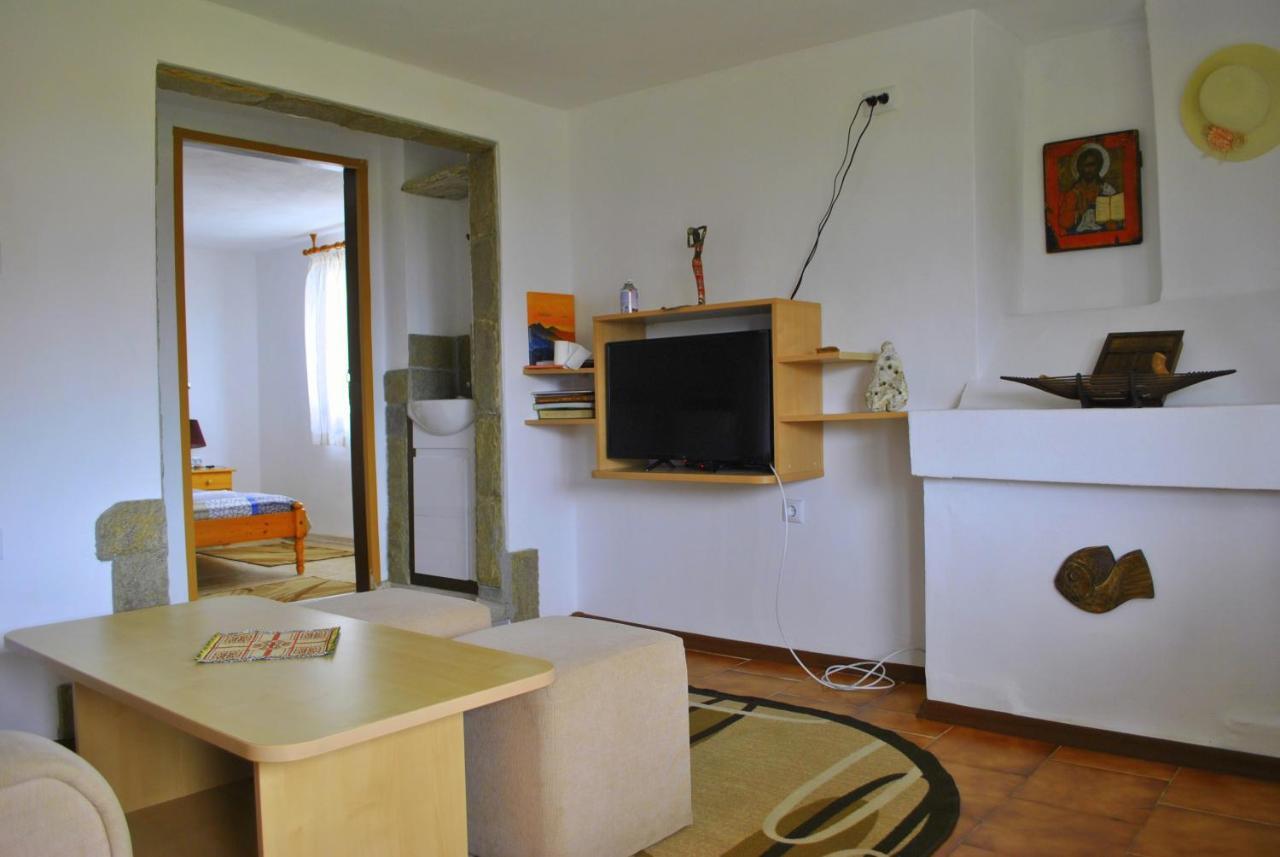 Sinemoria Apartment Sinemoretz Exterior photo